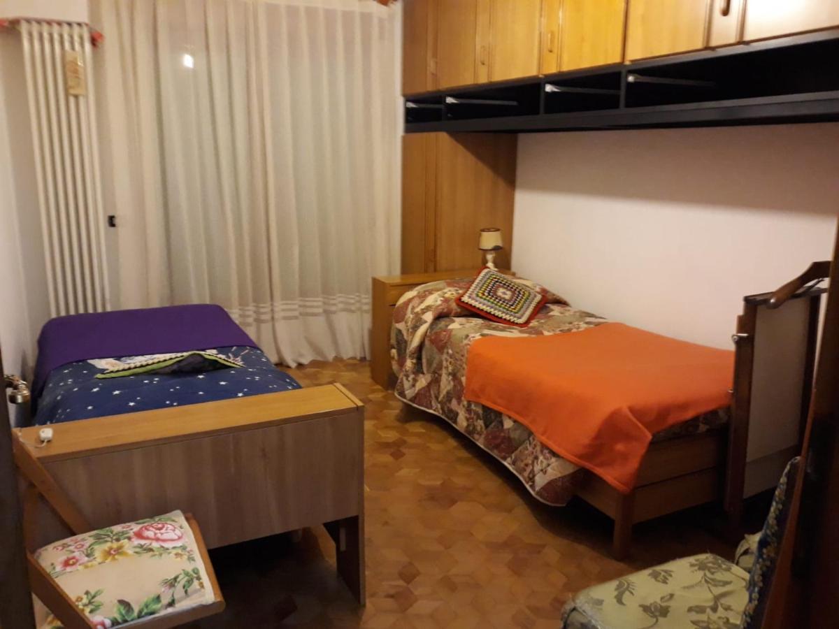 Appartamento Con Parcheggio Pubblico Sotto Casa Сент-Винсент Экстерьер фото