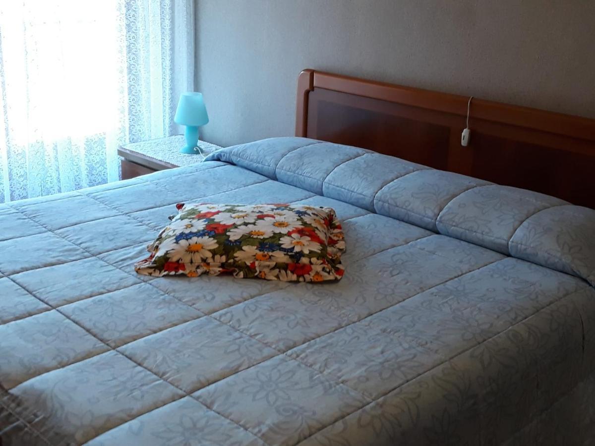 Appartamento Con Parcheggio Pubblico Sotto Casa Сент-Винсент Экстерьер фото